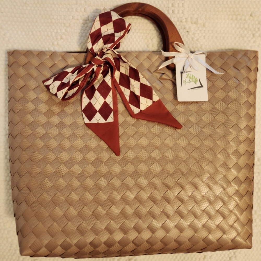 Tan Woven Hand Bag with Bow Accent